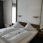 Bitterfelder Hof Hotel 3*