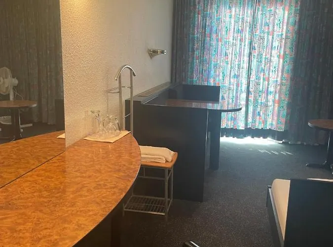 Hotel Bitterfelder Hof 3*