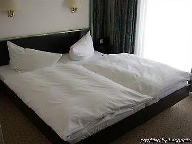 Bitterfelder Hof Hotel 3*